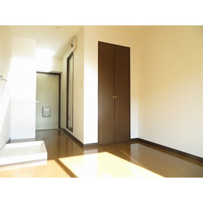 【居間・リビング】 | パルテール・谷 | 居室