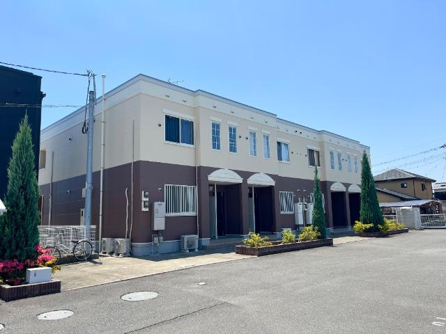 【外観】 | サンファミール | 外観写真（昼）