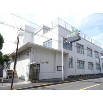 【周辺】 | 三番館竹下 | 図書館「大田区立池上図書館まで425ｍ」周辺環境