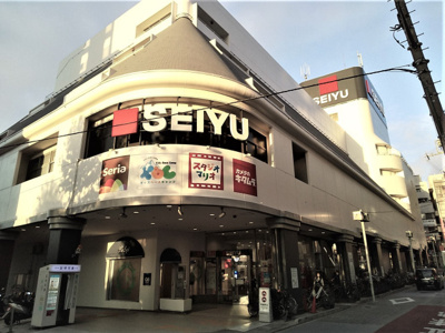 西友三軒茶屋店まで500ｍ