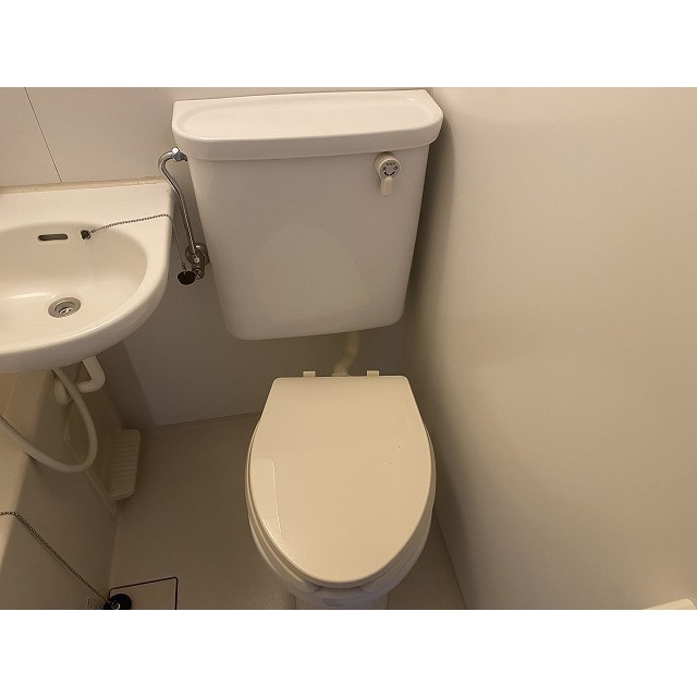 パルテール・谷のトイレ|トイレ