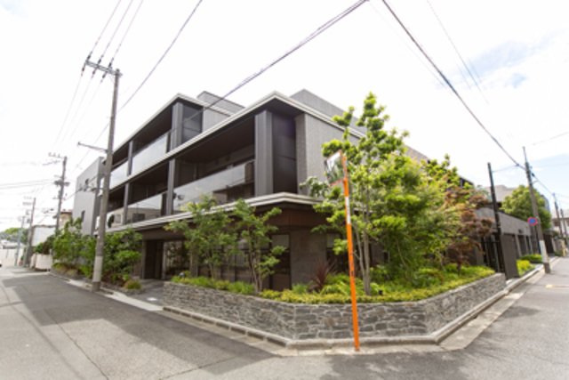グランドゥールプレミアム代々木大山の外観