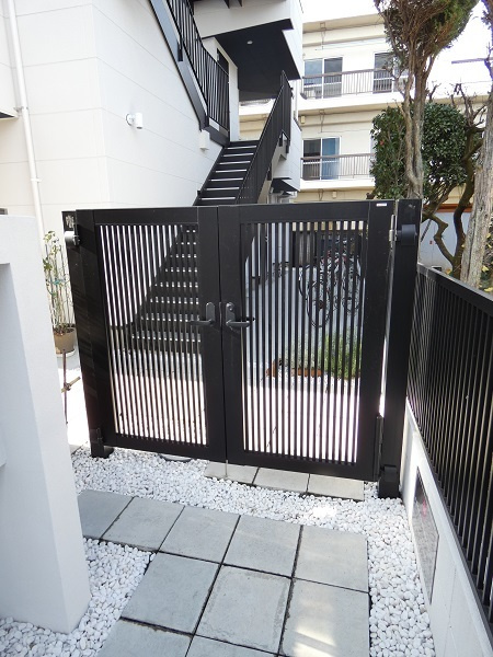 ★建物入り口★