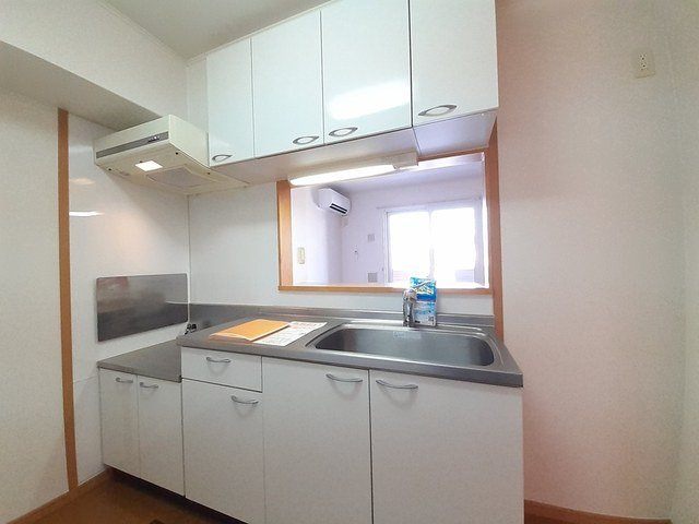 グレイナＣのキッチン|コンパクトなキッチンで掃除もラクラク