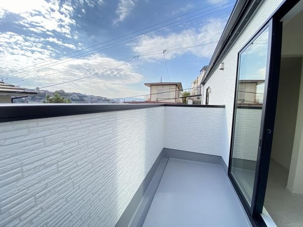 【バルコニー】 | 明石市朝霧山手町　2号棟　新築戸建