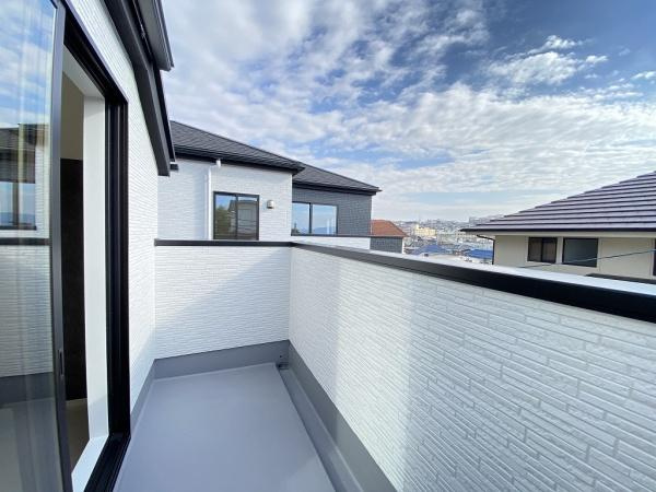 【バルコニー】 | 明石市朝霧山手町　2号棟　新築戸建