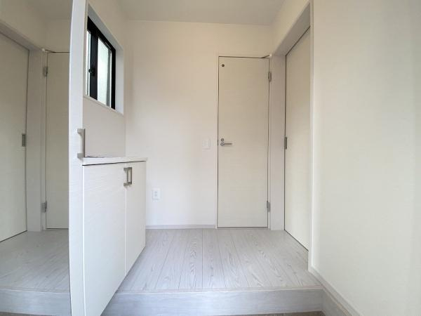 【玄関】 | 明石市朝霧山手町　2号棟　新築戸建