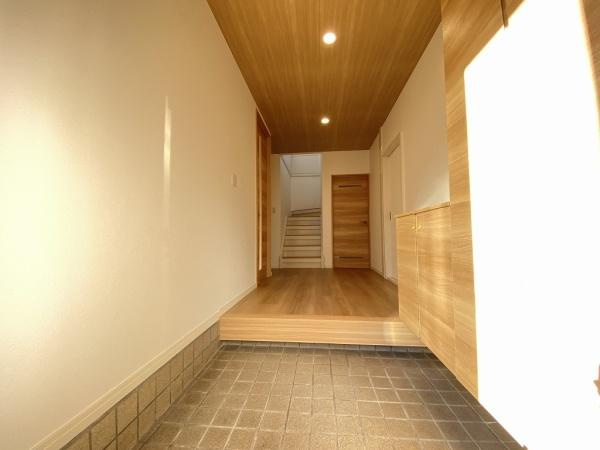 【玄関】 | 須磨区東白川台4丁目　中古戸建