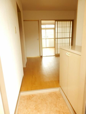 【玄関】 | フレンドリーハイツ