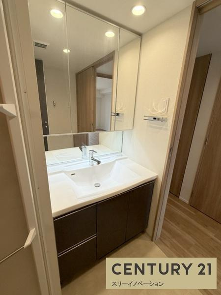 ハルモシティの独立洗面台