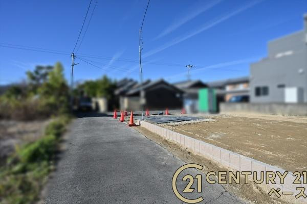 橿原市東坊城町の新築一戸建の前面道路含む現地写真|■現地撮影写真■落ち着いた雰囲気の閑静な住宅地内です！
