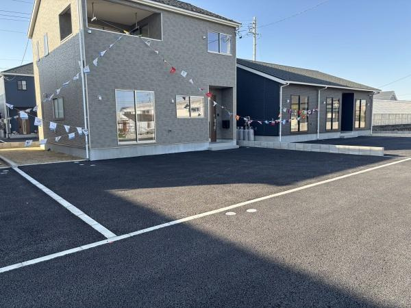 西尾市一色町松木島第7　全5棟・4号棟の駐車場|施工例