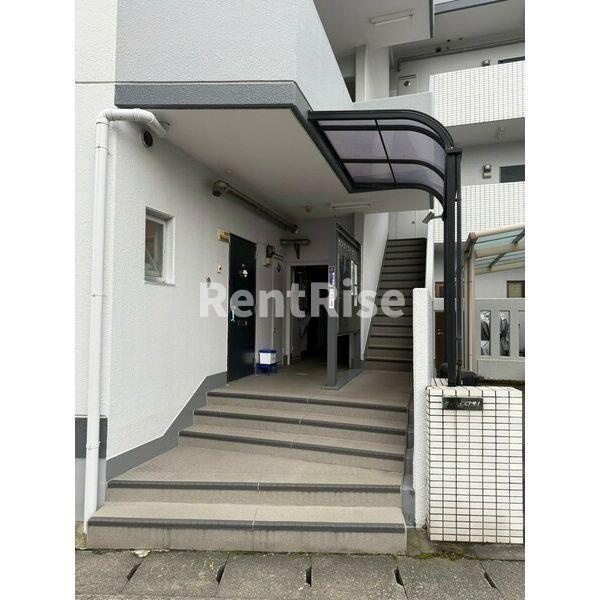 サンライズアサノのエントランス