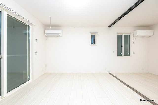 トリシア東和田　W（西）棟の居間・リビング