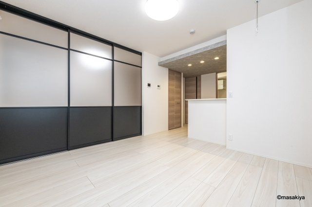 トリシア東和田　W（西）棟の居間・リビング