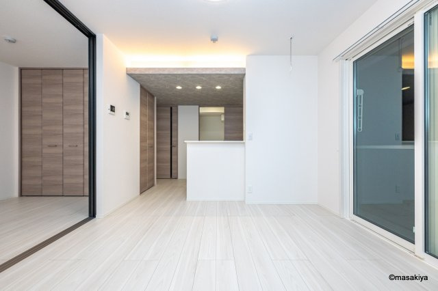 トリシア東和田　W（西）棟の居間・リビング