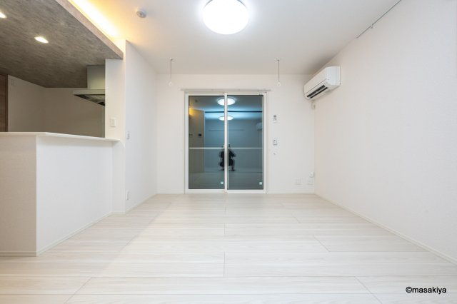 トリシア東和田　W（西）棟の居間・リビング