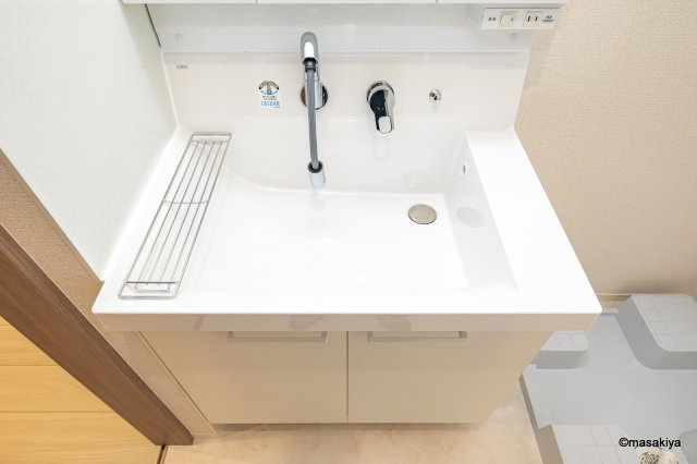 トリシア東和田　W（西）棟の洗面所