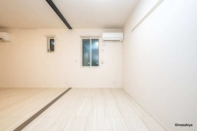 トリシア東和田　W（西）棟の洋室