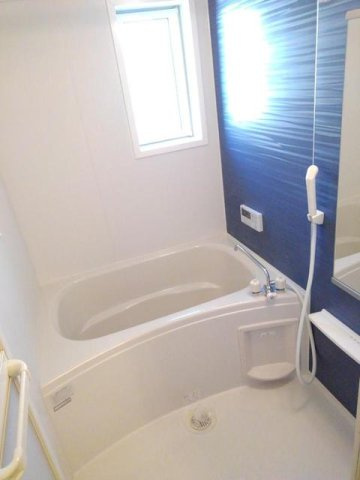 ブリッサＢの浴室