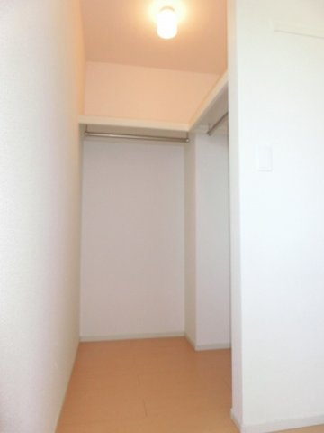 ＹＲ　ビサイドの収納