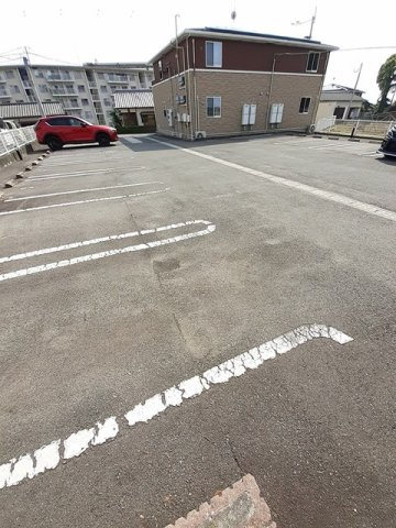 エレガンテ　プレッソⅢ　Ｂの駐車場