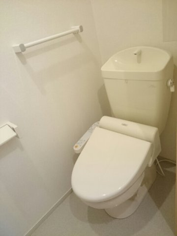 エレガンテ　プレッソⅢ　Ｂのトイレ