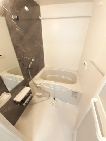 アルバータの浴室