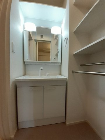 アルバータの洗面所