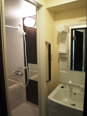 レオネクスト松橋の内装|お風呂には浴室乾燥機付き