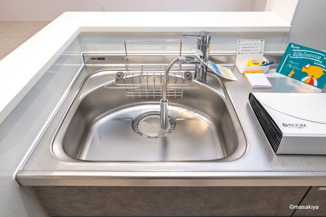 トリシア東和田　E（東）棟のキッチン