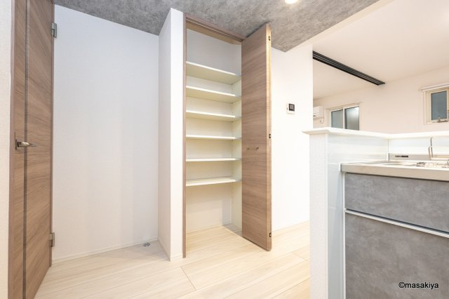 トリシア東和田　E（東）棟の収納