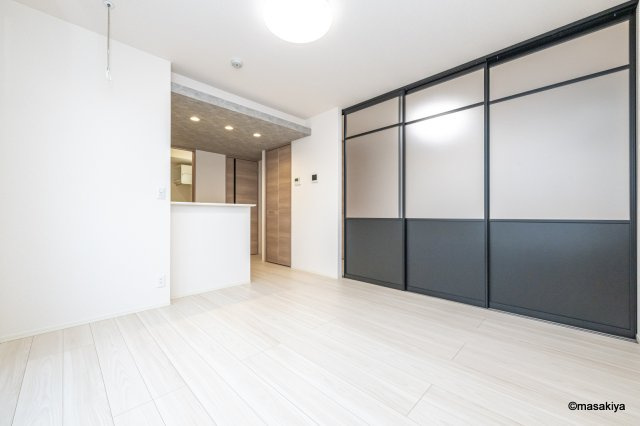 トリシア東和田　E（東）棟の居間・リビング