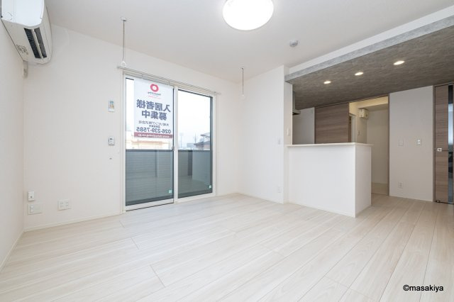 トリシア東和田　E（東）棟の居間・リビング