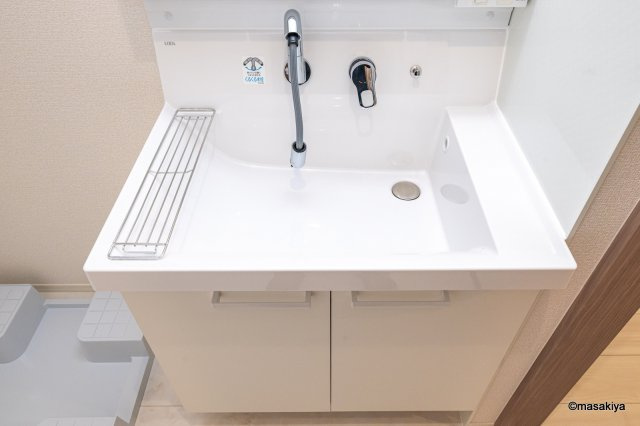 トリシア東和田　E（東）棟の洗面所