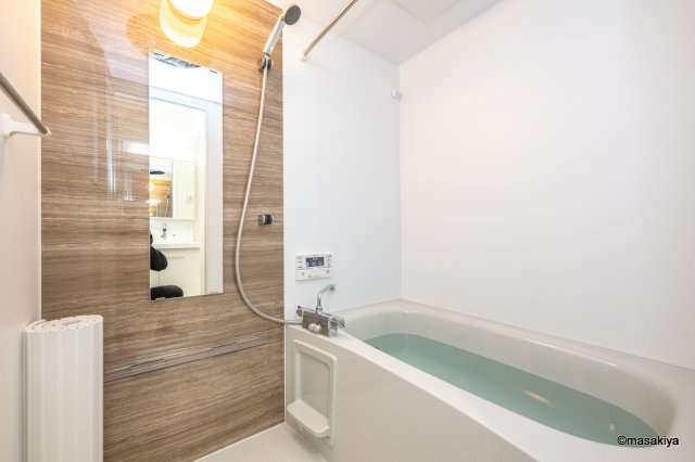 トリシア東和田　E（東）棟の浴室