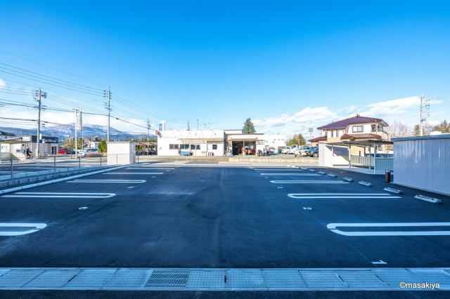 トリシア東和田　E（東）棟の駐車場