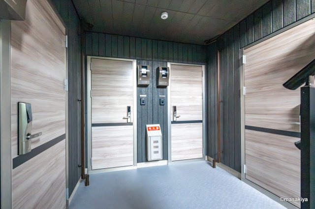 トリシア東和田　E（東）棟のエントランス