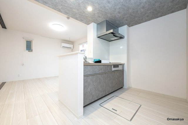 トリシア東和田　E（東）棟のキッチン