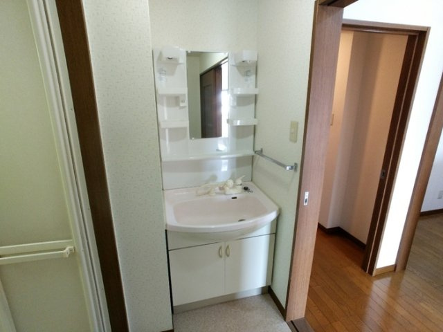 ヒロ末広の洗面所