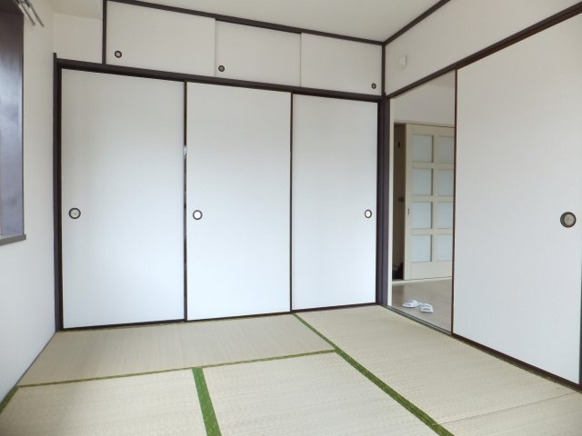 南八幡ガーデンビレッジの周辺