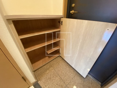 【収納】 | レジデア西本町 | レジデア西本町　下駄箱