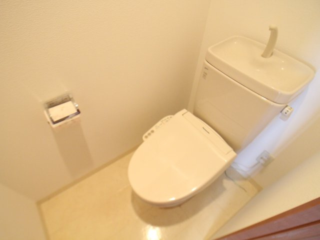 ヴィラルーチェのトイレ|シンプルで使いやすいトイレです