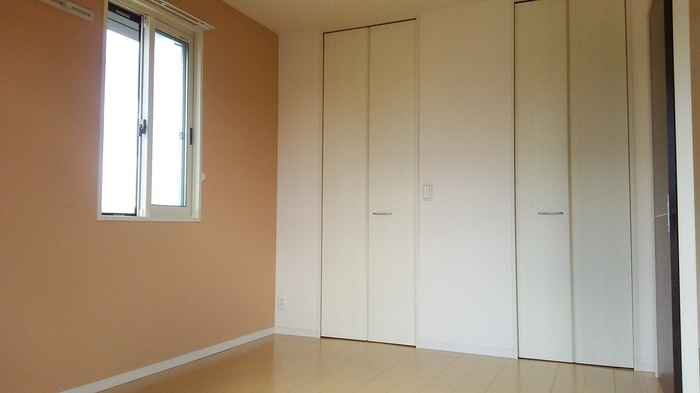 ロイヤルクレッセント西登戸参番館の内装