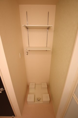 【設備】 | ヴィラージュNissin | 室内洗濯機置き場