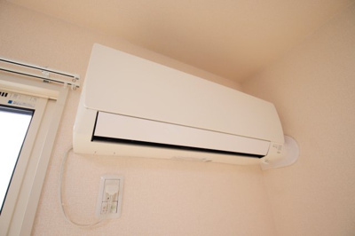 【設備】 | ヴィラージュNissin | エアコン