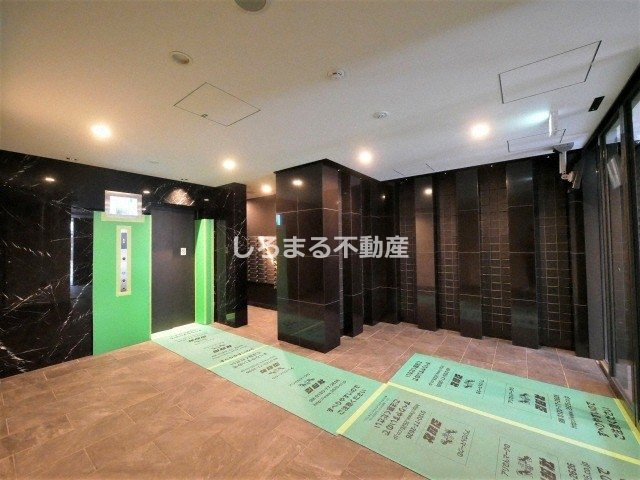 エスリード阿波座プライムコートのロビー