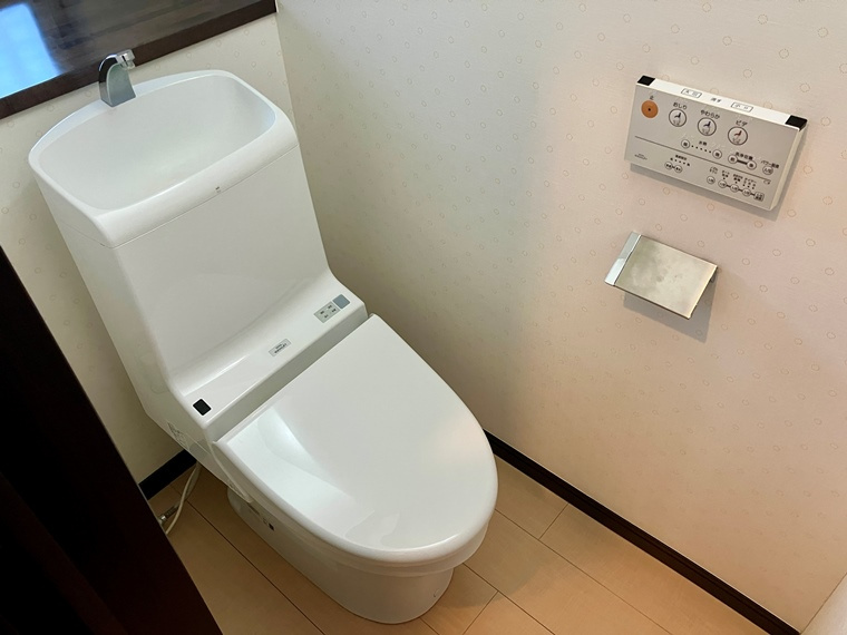 中宗岡戸建のトイレ