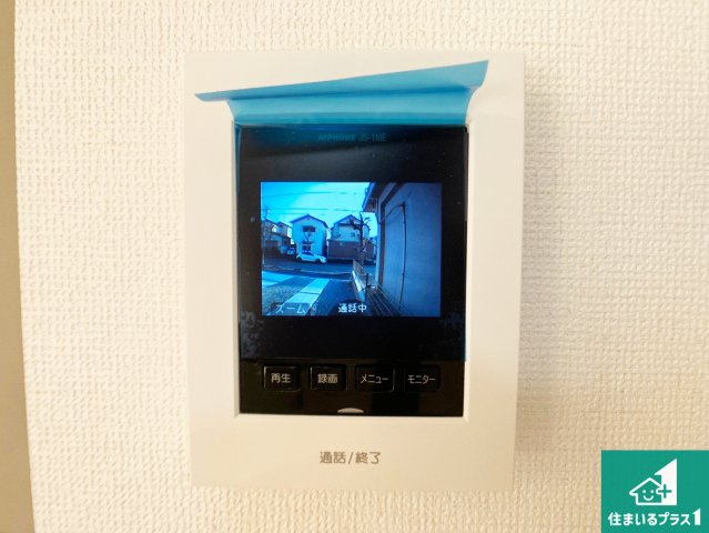 神戸市西区福吉台　新築一戸建ての防犯設備|カラーモニターインターホン！声だけでなく来訪者の姿や顔がモニターで確認できるので、小さなお子様がいらっしゃるご家庭でも安心できます！