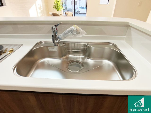 神戸市西区福吉台　新築一戸建ての設備|広々としたシンクで食器洗いも楽々！